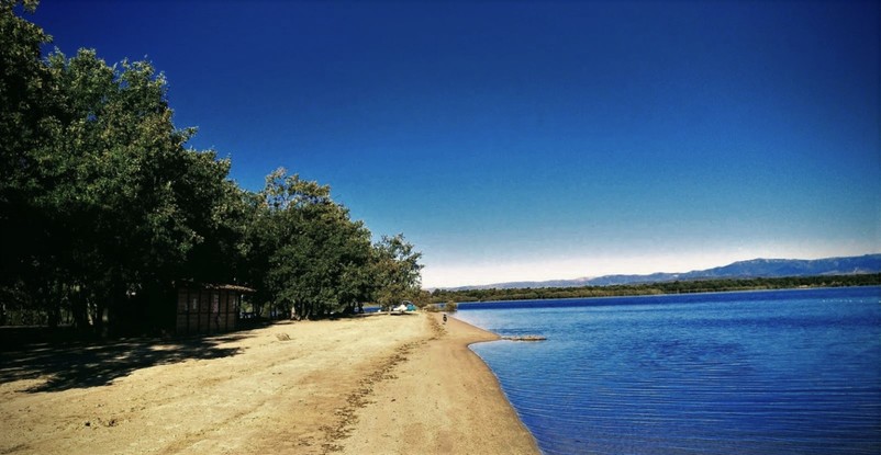 Playas fluviales embalse villardeciervos